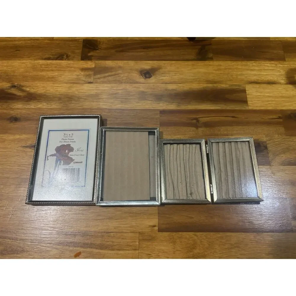 Vintage-style gold-toned metal picture frames In Various Sizes #322